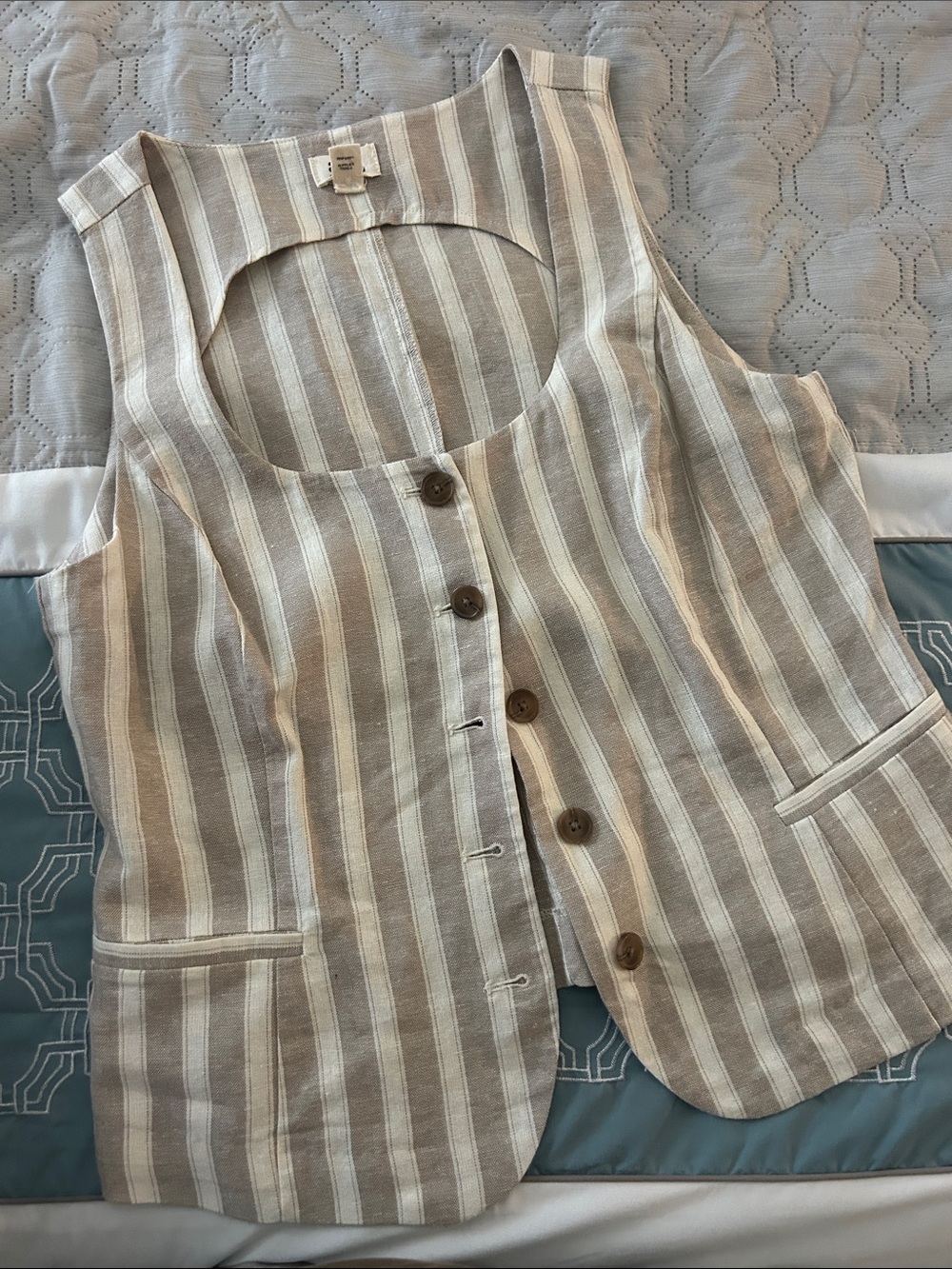 jcpenney Beige and Cream Striped Sleeveless Vest